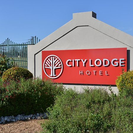 City Lodge Hotel Johannesburg Airport, Barbara Road Kempton Park Bagian luar foto