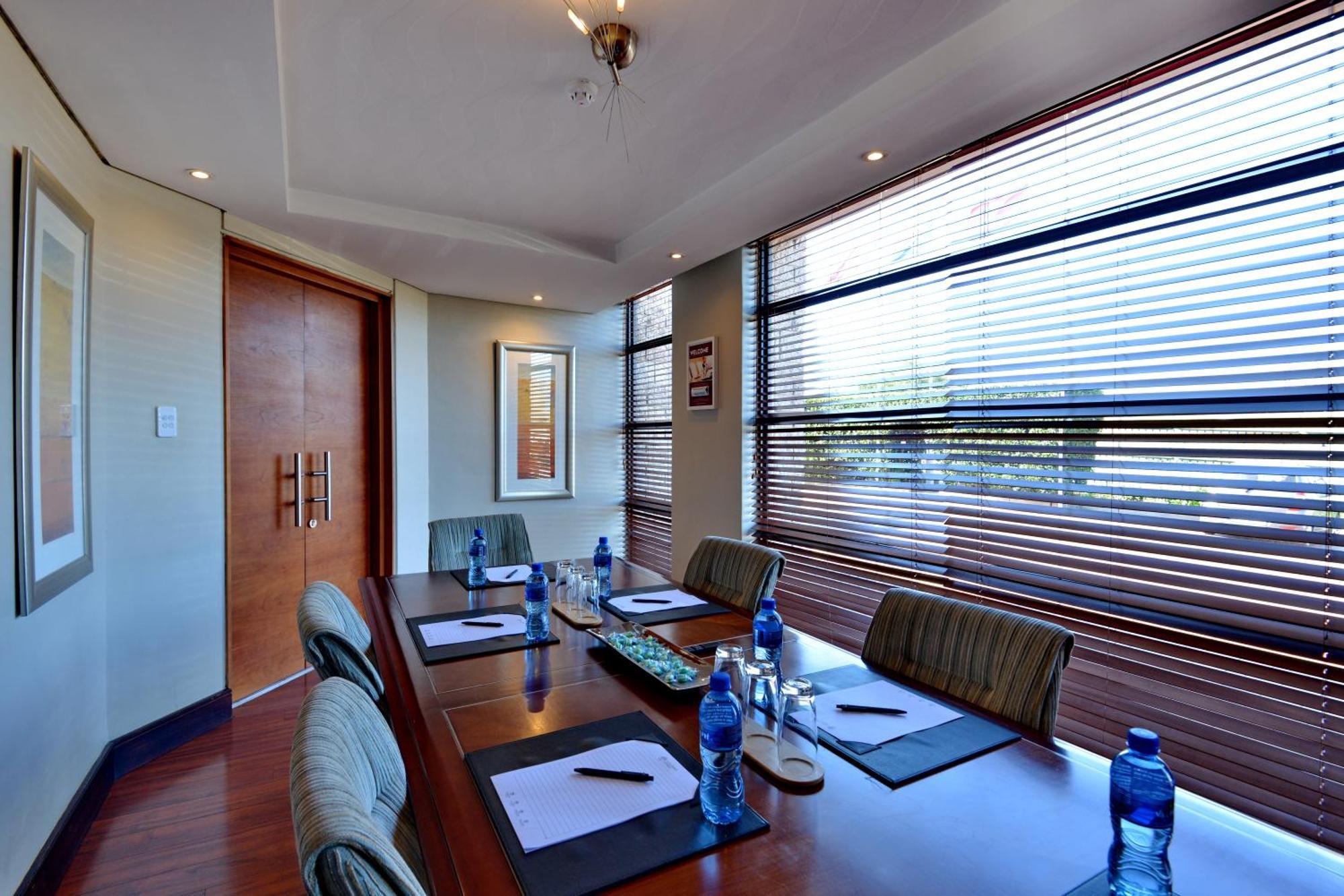 City Lodge Hotel Johannesburg Airport, Barbara Road Kempton Park Bagian luar foto